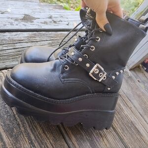 Platform boots. Size 8. Worn twice.